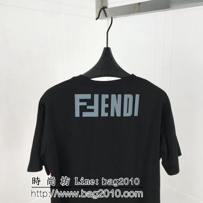 FENDI芬迪 19ss新款 前後拼色設計 字母印花 上身潮爆定制精梳棉面料 男女同款 ydi2555
